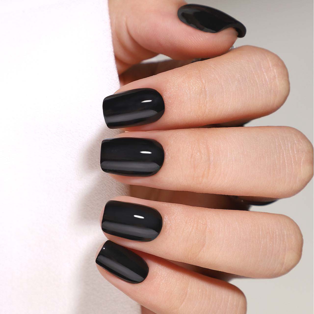 Blackout - Press-On Nails - Herr Beauty Co.